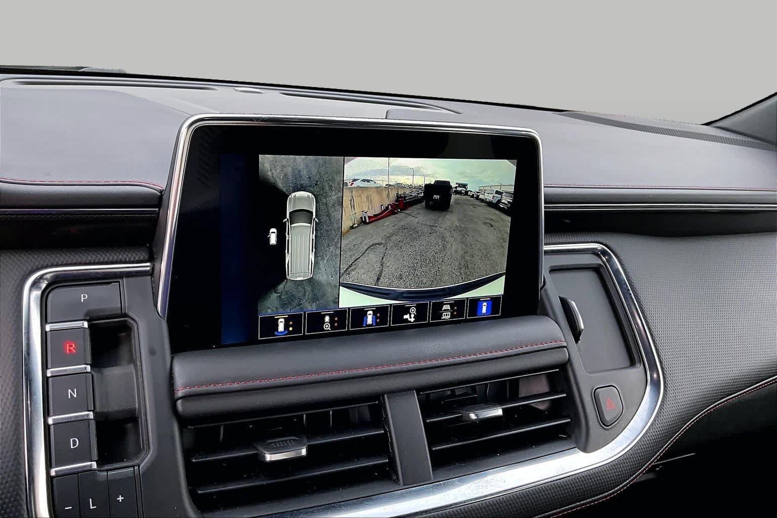 Used 2022 Chevrolet Tahoe RST w/ Luxury Package RWD image 27