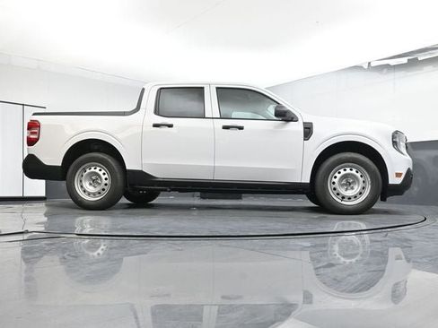 New 2026 Ford Maverick XL w/ Equipment Group 101A AWD/4WD image 31