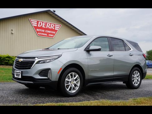 Used 2023 Chevrolet Equinox LT image 1