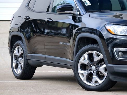 Used 2019 Jeep Compass Limited image 17