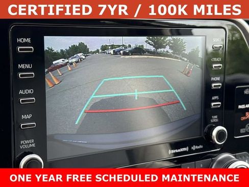 Used 2021 Toyota Highlander XLE AWD/4WD image 21