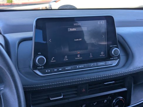 Certified 2023 Nissan Rogue S image 21