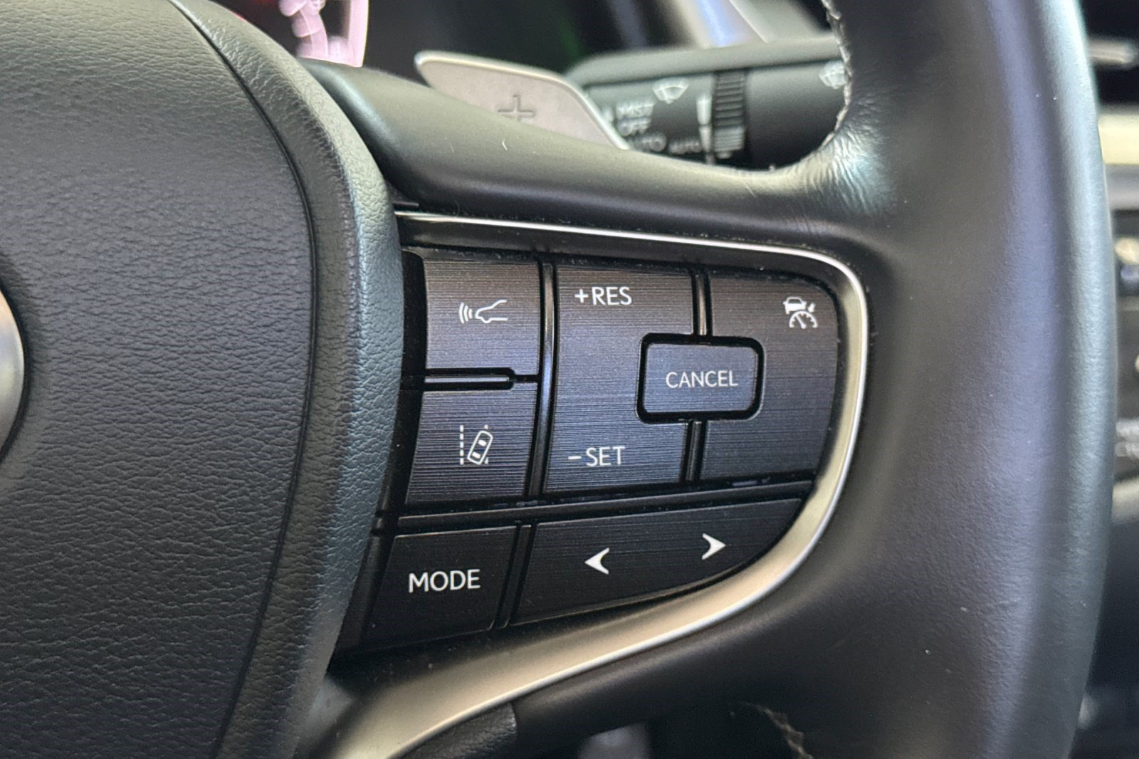 Used 2019 Lexus ES 350 w/ Accessory Package FWD image 32
