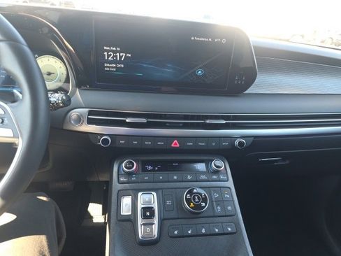 Used 2025 Hyundai Palisade Limited image 21