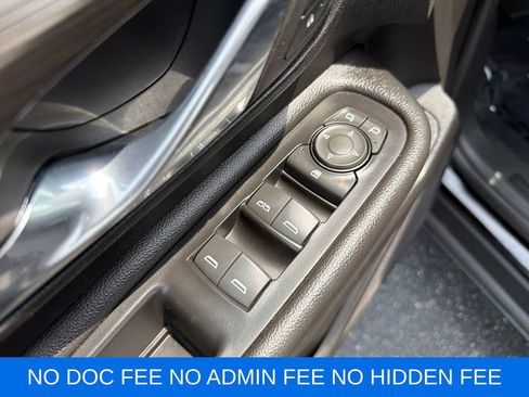 Used 2023 GMC Terrain SLE w/ Driver Convenience Package FWD image 13