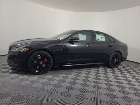 Used 2024 Jaguar XF R-Dynamic SE image 19