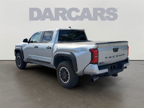 Used 2024 Toyota Tacoma TRD Off-Road w/ TRD Off Road Upgrade Package AWD/4WD image 5