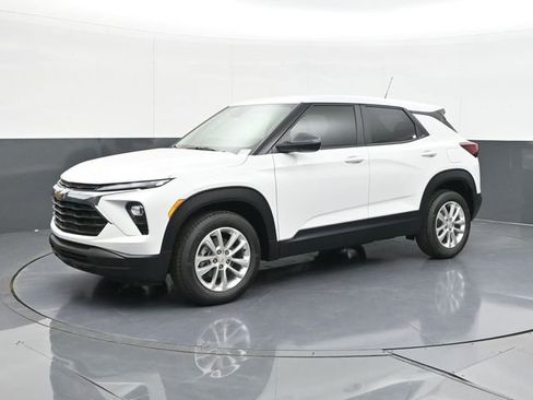 New 2026 Chevrolet TrailBlazer LS w/ LS Convenience Package FWD image 7