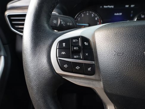 Used 2023 Ford Explorer XLT w/ Equipment Group 202A image 20