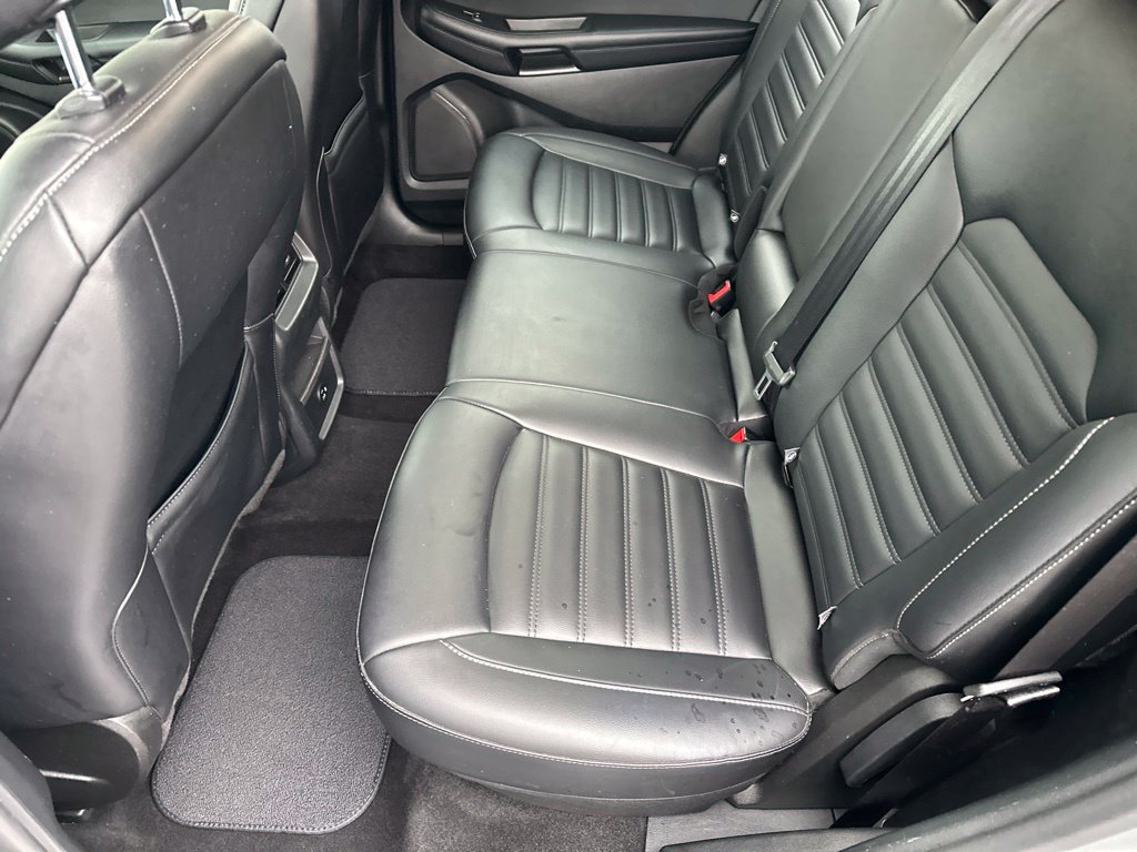 Used 2022 Ford Edge SEL AWD/4WD image 15