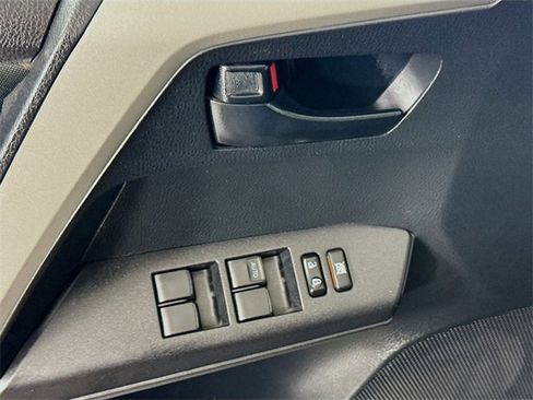 Certified 2016 Toyota RAV4 LE image 17