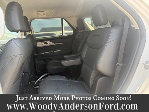 Used 2026 Ford Explorer Active w/ Active Comfort Package RWD image 11