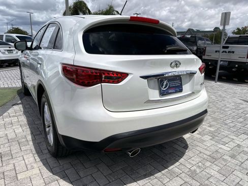 Used 2017 INFINITI QX70 2WD image 10