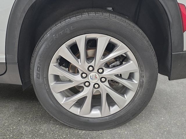 Used 2025 Buick Enclave Preferred AWD/4WD image 29