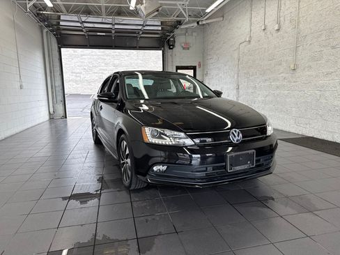 Used 2016 Volkswagen Jetta SEL Premium FWD image 17