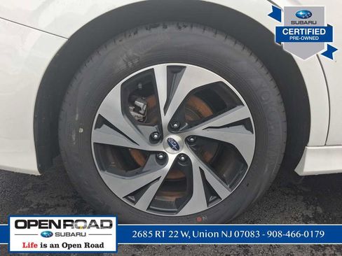 Certified 2025 Subaru Legacy Premium AWD/4WD image 9