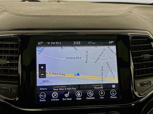 Used 2019 Jeep Grand Cherokee Overland image 21