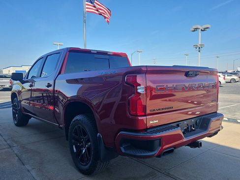 Used 2025 Chevrolet Silverado 1500 RST w/ Dark Appearance Package image 3