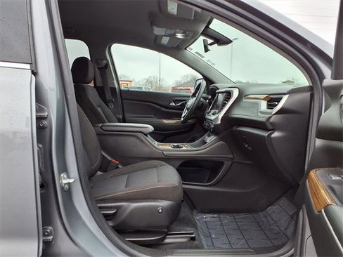 Used 2021 GMC Acadia SLE image 23