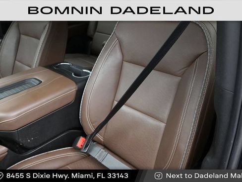 Used 2023 Chevrolet Tahoe High Country AWD/4WD image 12