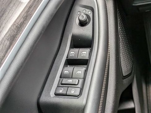 Used 2023 Jeep Grand Cherokee L Limited w/ Luxury Tech Group II AWD/4WD image 29