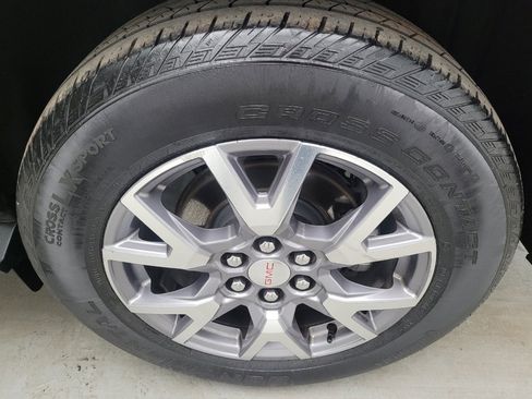 Used 2020 GMC Acadia SLT image 31