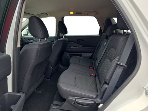 Used 2019 Ford F150 XL w/ Equipment Group 101A Mid AWD/4WD image 11