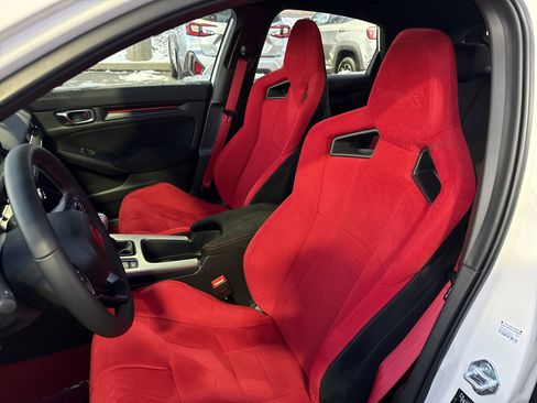 Used 2025 Honda Civic Type R image 26