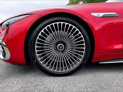 New 2026 Mercedes-Benz Maybach SL 680 image 10