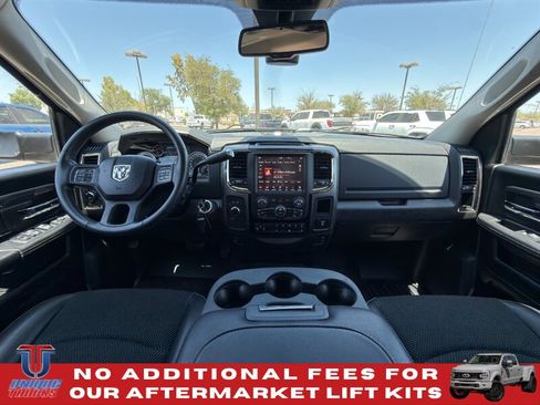 Used 2018 RAM 3500 Big Horn w/ Sport Appearance Group AWD/4WD image 35