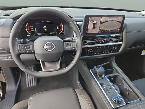 New 2026 Nissan Pathfinder SL AWD/4WD image 34