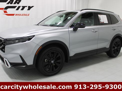Used 2023 Honda CR-V Sport Touring image 1