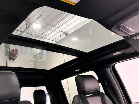 Used 2025 Ford F150 Raptor AWD/4WD image 36