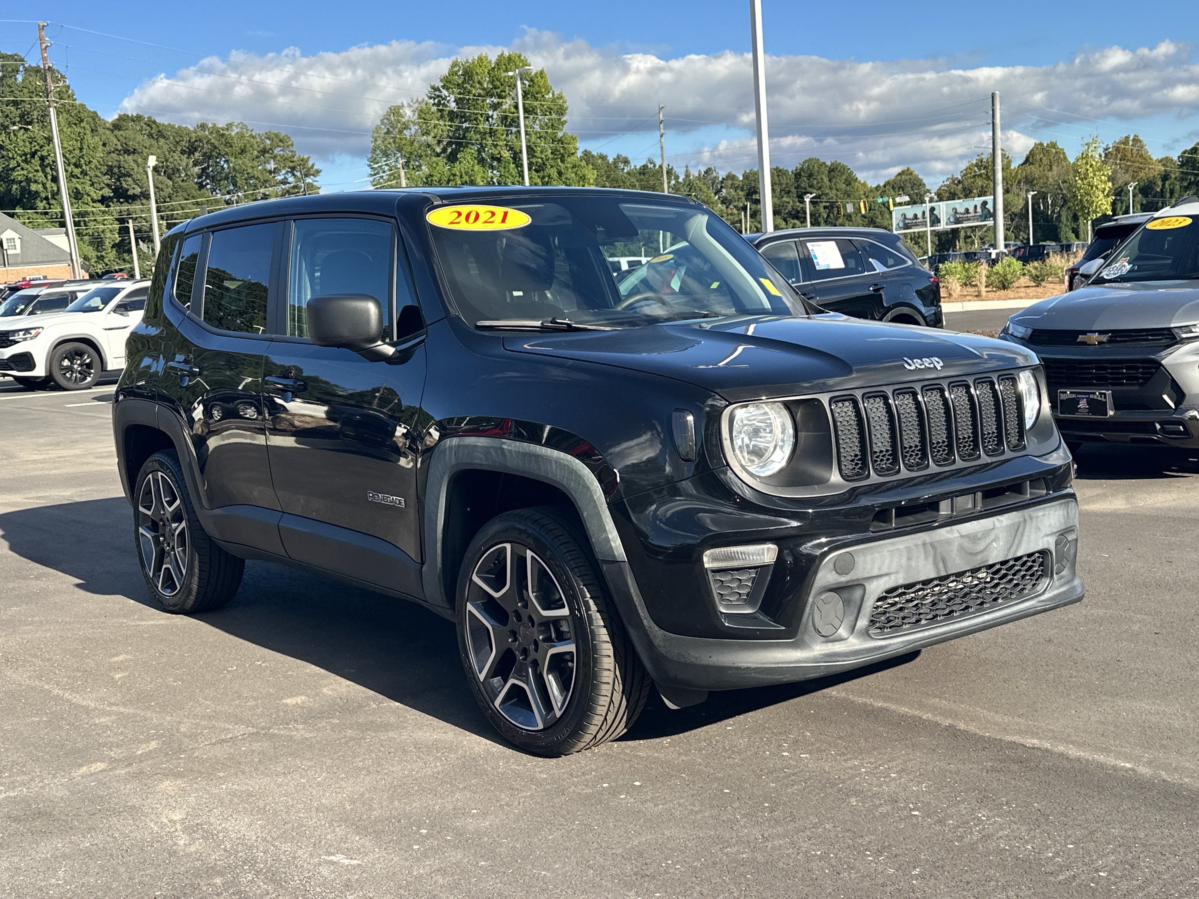 Used 2021 Jeep Renegade Sport AWD/4WD image 2