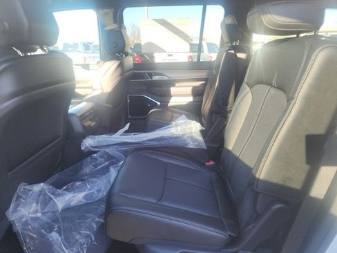 New 2026 Jeep Grand Wagoneer Limited image 22