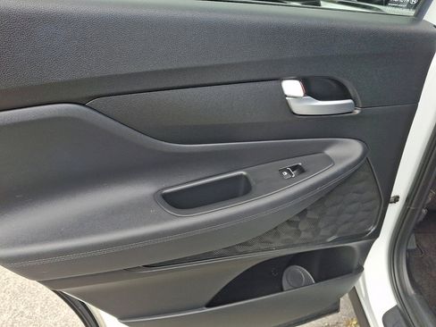 Used 2019 Hyundai Santa Fe SE AWD/4WD image 19
