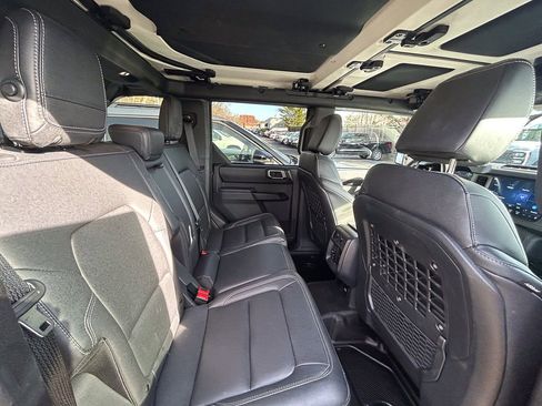 Used 2025 Ford Bronco Badlands AWD/4WD image 22