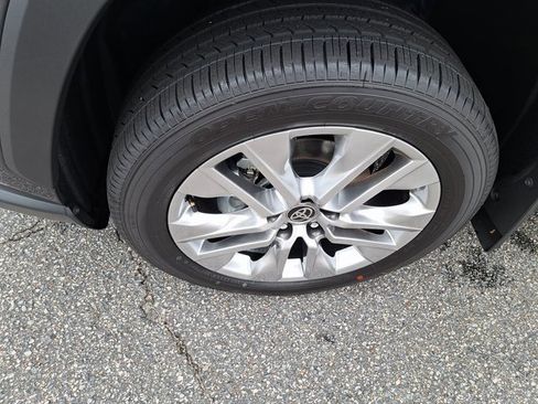 New 2025 Toyota RAV4 XLE Premium image 14