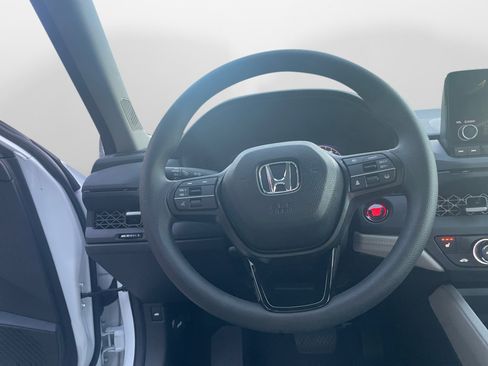 New 2025 Honda Accord SE image 10