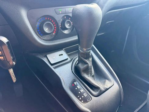Used 2022 RAM ProMaster City Tradesman w/ Window Group 05 FWD image 19