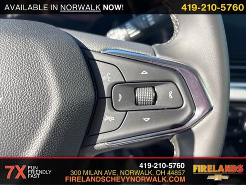 New 2025 Chevrolet Trax LT w/ Sunroof Package image 19