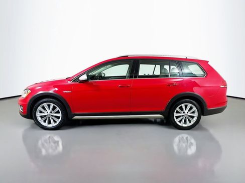 Used 2017 Volkswagen Golf Alltrack S AWD/4WD image 4