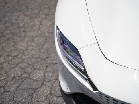 Used 2026 Ferrari Roma Spider RWD image 17