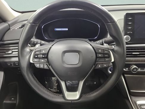 Used 2022 Honda Accord Touring image 25