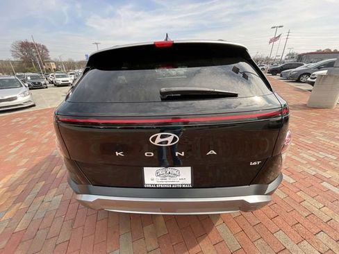 Used 2024 Hyundai Kona Limited FWD image 37