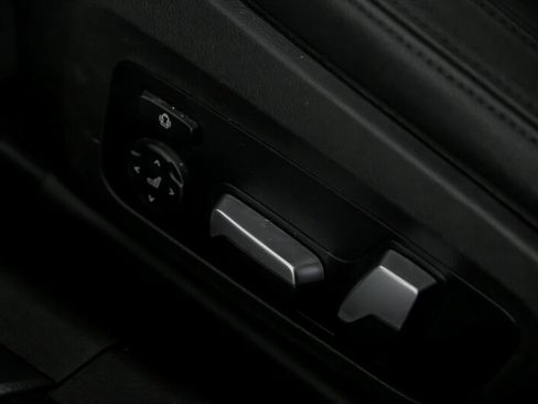 Used 2020 BMW 330i xDrive Sedan w/ Convenience Package image 23