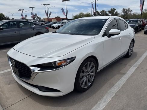 Used 2022 MAZDA MAZDA3 s FWD image 1