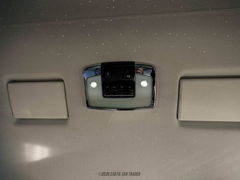 Used 2020 Rolls-Royce Phantom Sedan RWD image 39