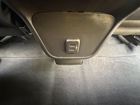 Used 2024 GMC Terrain SLE w/ Driver Convenience Package AWD/4WD image 18