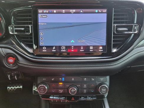 Used 2021 Dodge Durango SRT w/ Trailer Tow Group IV AWD/4WD image 14
